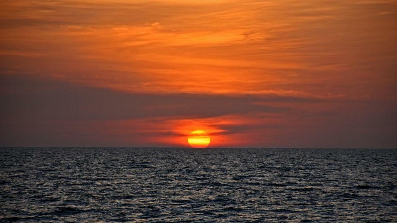 Melheim Beach Kalpitiya Bagian luar foto