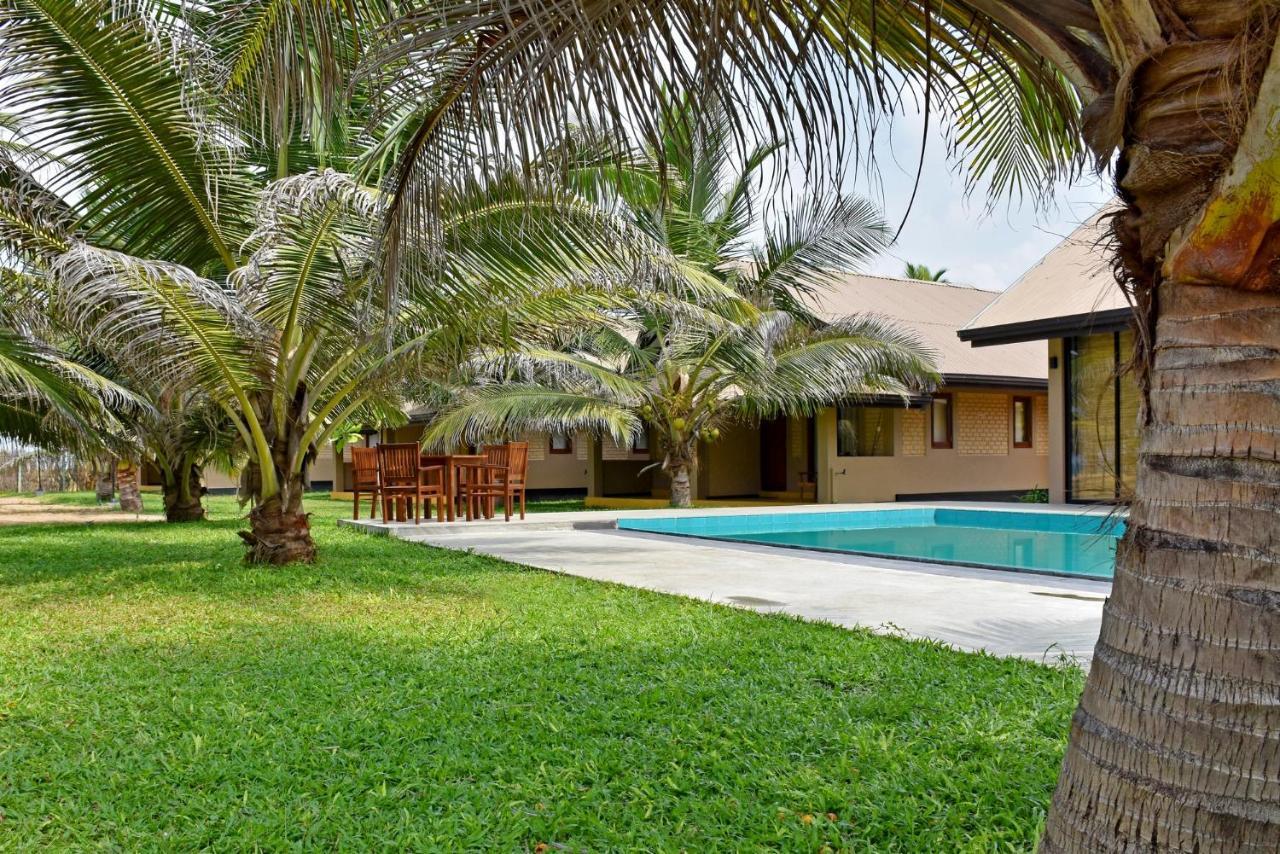 Melheim Beach Kalpitiya Bagian luar foto