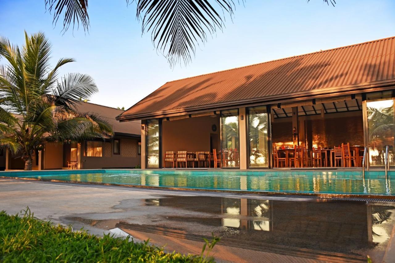 Melheim Beach Kalpitiya Bagian luar foto